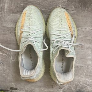 Yeezy woman size 8 1/2